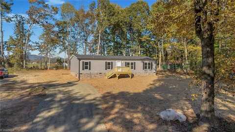 947 Jay Burke Road, Taylorsville, NC 28681