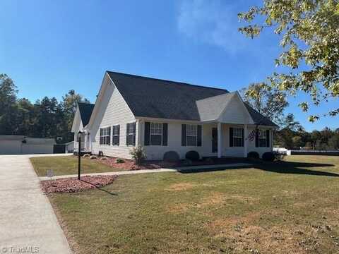 2807 Boones Cave Road, Lexington, NC 27295