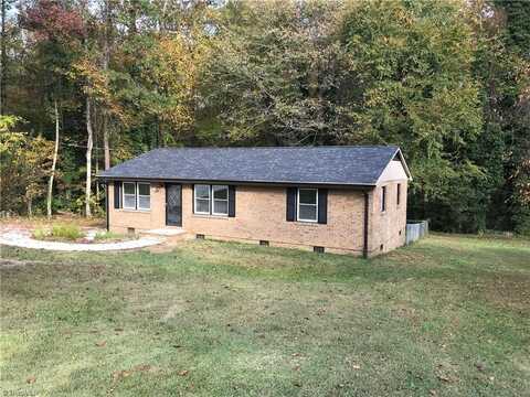 6166 Pinebrook Drive, Archdale, NC 27263