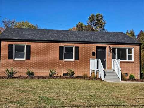 590 Kinard Drive, Winston Salem, NC 27101