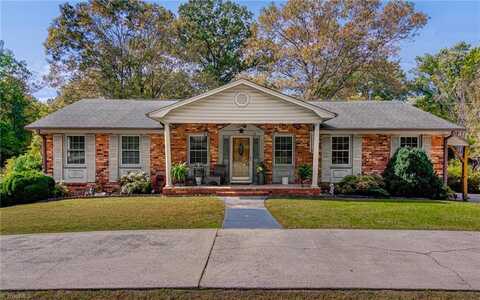 815 Old Greensboro Road, Thomasville, NC 27360