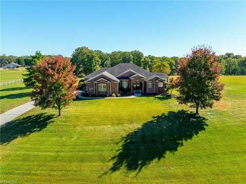 371 Brangus Way, Mocksville, NC 27028