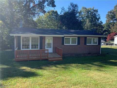 1230 Robin Road, Eden, NC 27288