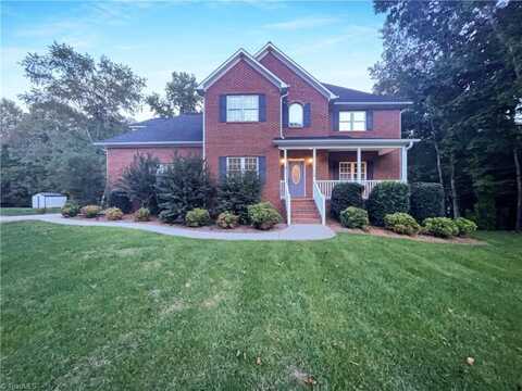 308 Longwood Drive, Advance, NC 27006