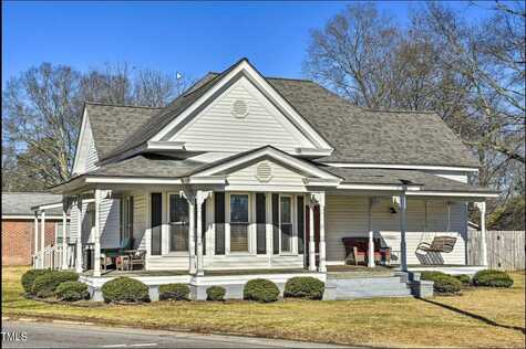 242 W Academy Street, Wendell, NC 27591