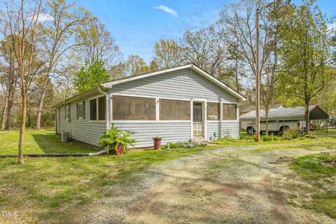 4814 Dodsons Xrds, Hillsborough, NC 27278