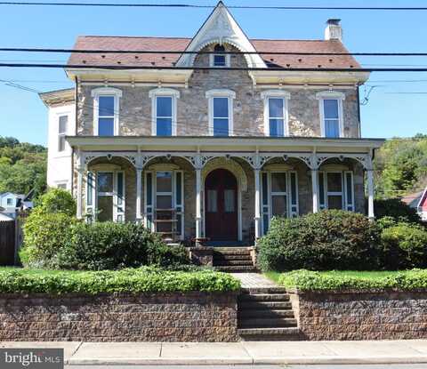 1689 S MAIN STREET, BECHTELSVILLE, PA 19505