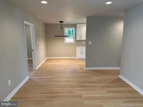 3040 WESTFALL PLACE, FALLS CHURCH, VA 22042