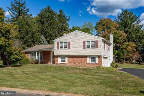 41 WOODLAKE DRIVE, SOUTHAMPTON, PA 18966