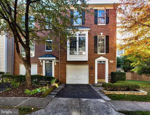 4032 FAIRFAX CENTER HUNT TRAIL, FAIRFAX, VA 22030