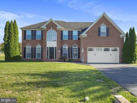 11626 BLUE MOUNTAIN DRIVE, WAYNESBORO, PA 17268