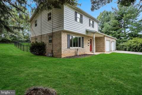 285 EVERGREEN LANE, YORK, PA 17408