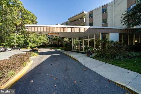 7505 DEMOCRACY BOULEVARD, BETHESDA, MD 20817