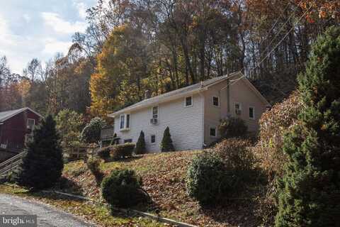 30 SUNSET LN, CATAWISSA, PA 17820