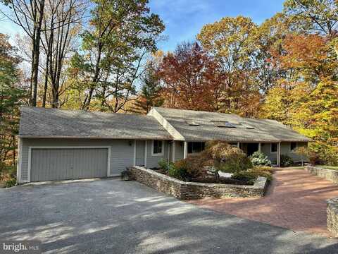 4 MAGGIES LANE, DOWNINGTOWN, PA 19335