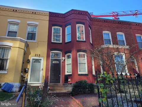 211 K STREET NE, WASHINGTON, DC 20002