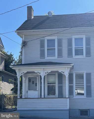 105 HESS AVENUE, MARTINSBURG, WV 25404