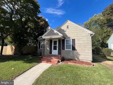 808 WAVERLY DRIVE, SALISBURY, MD 21801