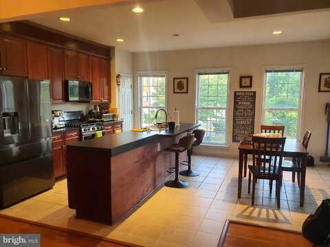 9249 LAUREL RIDGE CROSSING ROAD, LORTON, VA 22079