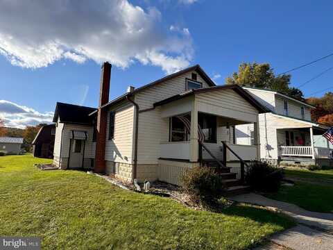 322 MAPLE AVENUE, CLEARFIELD, PA 16830