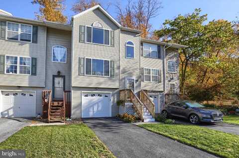 144 RIDERS WAY, LEBANON, PA 17042