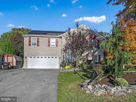 22 N BUTTERFLY DRIVE, MYERSTOWN, PA 17067