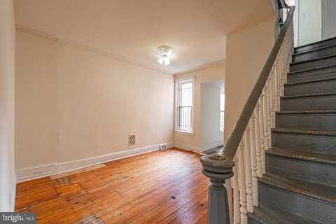 416 N SAUNDERS AVENUE, PHILADELPHIA, PA 19104