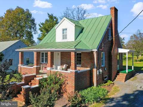 520 WASHINGTON STREET, WOODSTOCK, VA 22664