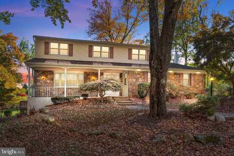 100 PADDLEWHEEL CIRCLE, SOUTHAMPTON, PA 18966