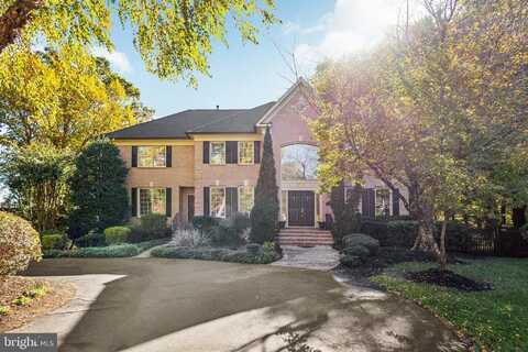 1716 ESQUIRE LANE, MCLEAN, VA 22101