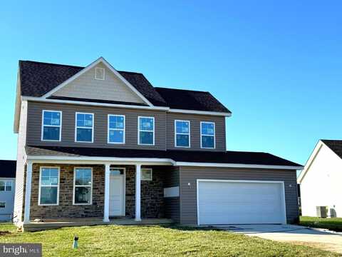 61 SANTIAGO CIRCLE, MARTINSBURG, WV 25403