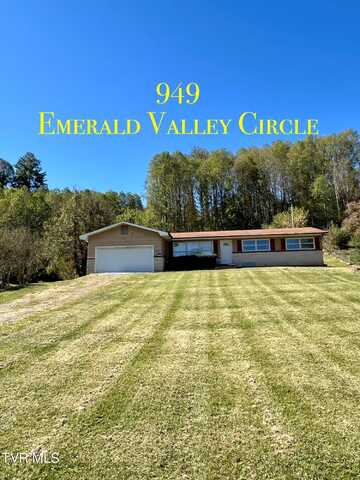 949 Emerald Valley Circle, Gate City, VA 24251