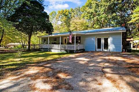 967 Lick Creek Rd, BIG SANDY, TN 38221