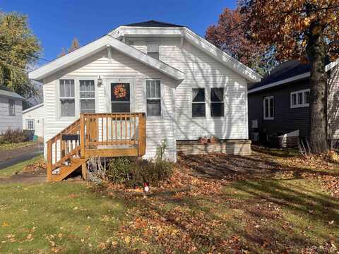 122 E Coolidge, Ironwood, MI 49938