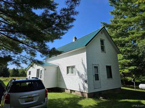 19253 Mountain View, Ontonagon, MI 49953