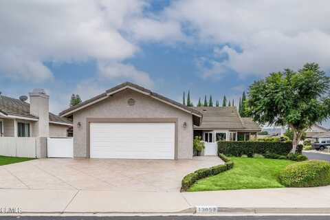 13058 East Vistapark Drive, Moorpark, CA 93021