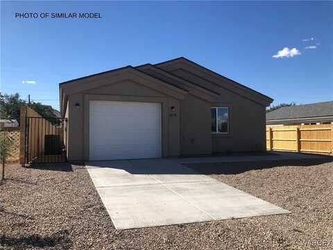 2605 E Butler Avenue, Kingman, AZ 86409