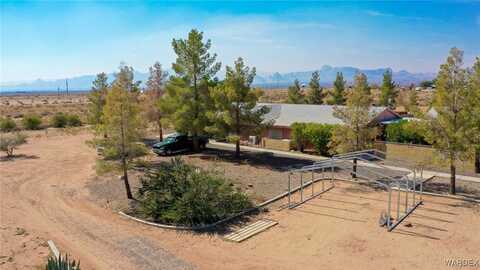 955 S Colorado Road, Golden Valley, AZ 86413