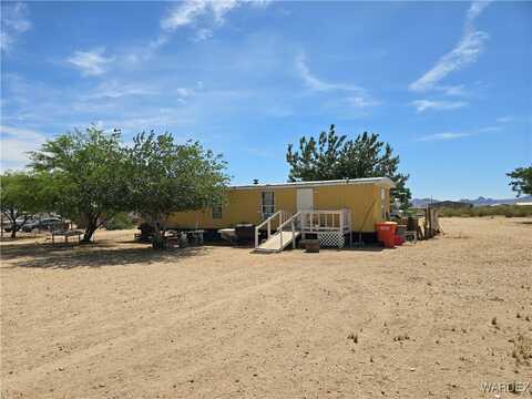 3563 N Santa Cruz Road, Golden Valley, AZ 86413