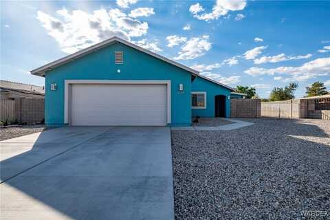 4797 N Famoso Drive, Kingman, AZ 86409