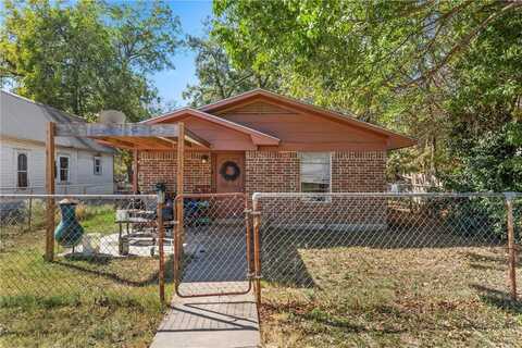 319 S Avenue D, Clifton, TX 76634