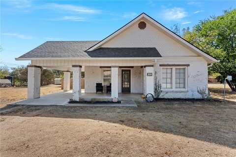 260 6th Street, Crawford, TX 76638