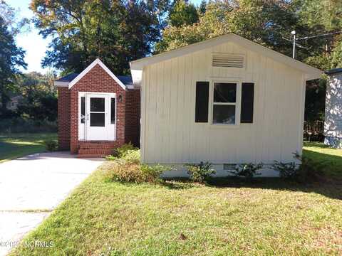 919 S Chestnut Street, Fremont, NC 27830