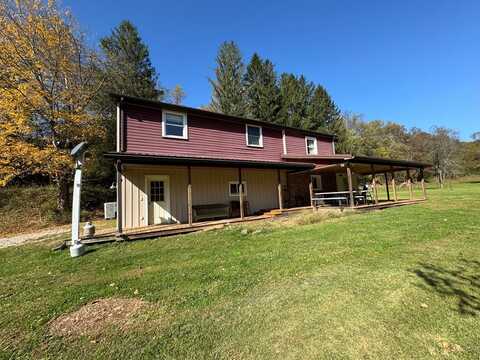 2445 Cowhouse Run Road, Sistersville, WV 26175