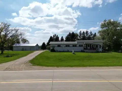 26135 W Avenue, Waucoma, IA 52171