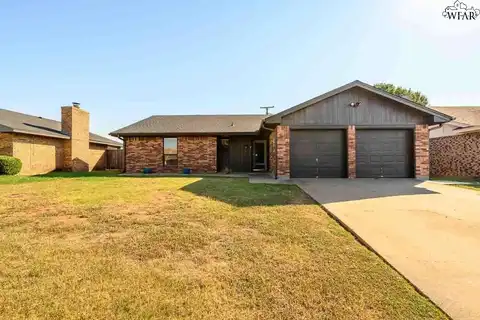 2 HAPPY HILL DRIVE, Wichita Falls, TX 76306