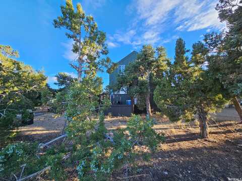 8601 S HEASTON, Fruitland, UT 84027