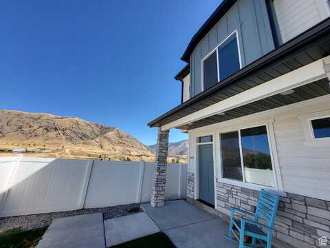 861 E 275 N, Hyrum, UT 84319