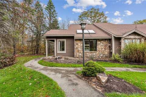 1567 Snowfield Place, Hidden Valley, PA 15502