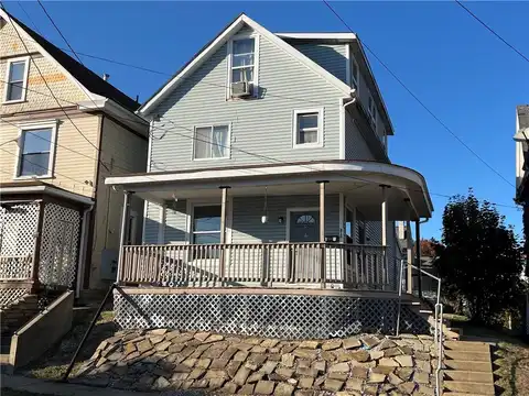 215 1st Avenue, Franklin, PA 15370